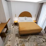 Maggiano Boutique Пескичи