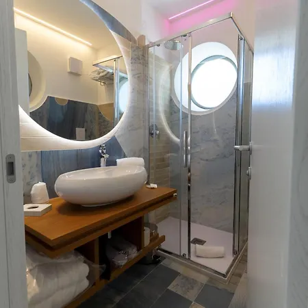 Maggiano Boutique 4*