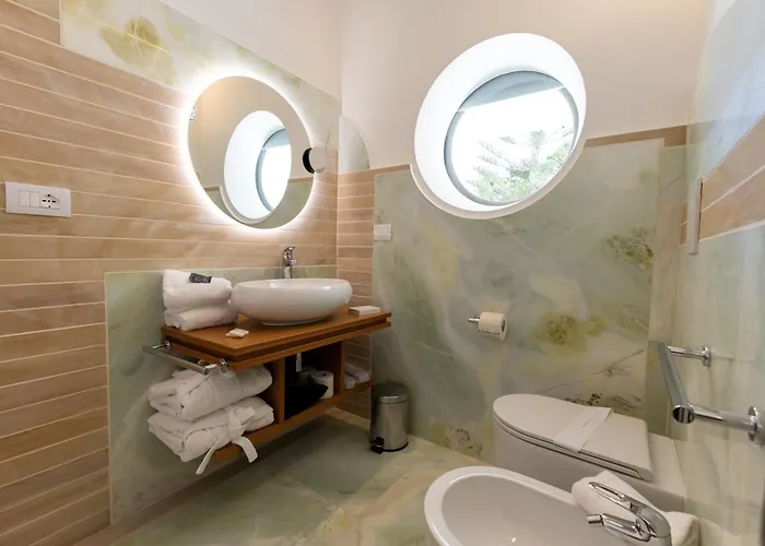 Maggiano Boutique 4*