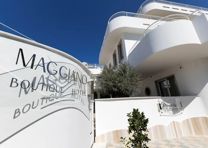 מלון דירות Maggiano Boutique 4*